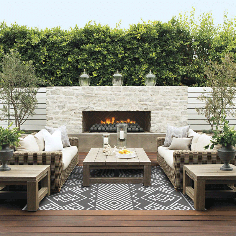 How a Pool Deck Rug Can Add Safety and Comfort to Your Swimming Area?